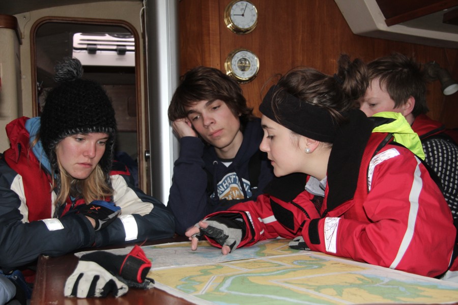 Learning to navigate on an RYA youth sailing course
